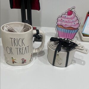 Rae Dunn Magenta Trick or Treat Mug and Measuring Cups Set - Cream
